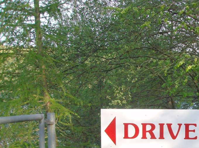Indgangsskiltet til DRIVE-IN BIO i Lynge